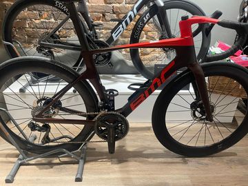Käytetty BMC Teammachine R 01 TWO 2024 2024 Road & Gravel — kuva 1 / 3