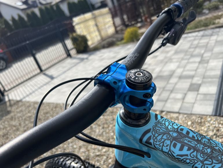 Used Ibis Ripmo V2 2022 Mountainbike, Blue — image 6 of 8