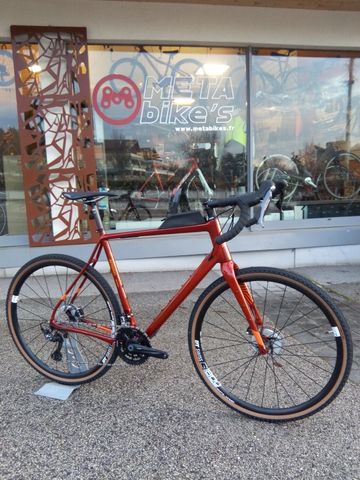 Brugt Fuji Jari Carbon 1.1 2021 2021 Road & Gravel — billede 1 af 3