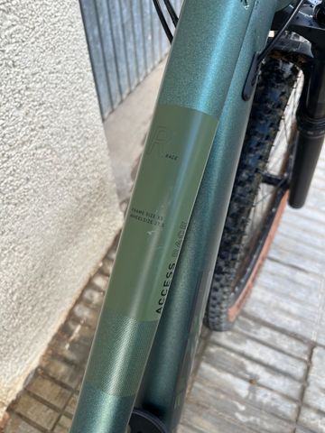Used CUBE ACCESS WS RACE 2023 2023 Mountainbike, Green, 27.5, 29 — image 4 of 6