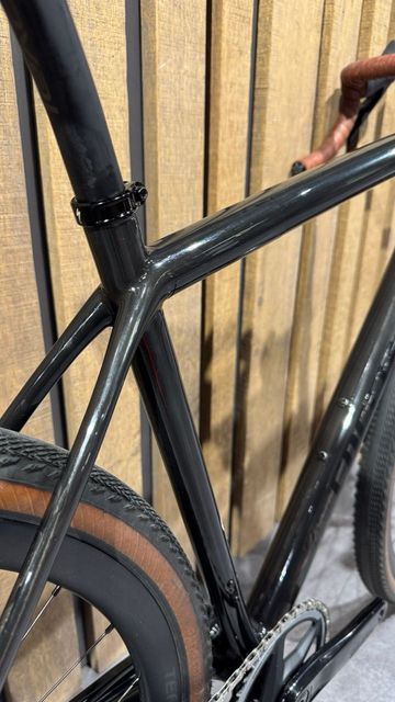 Specialized Crux Expert 2024 2024 Road & Gravel de segunda mano, Negro — imagen 4 de 18
