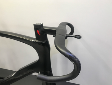 Gebrauchtes Pinarello Dogma F Disc (Gr. 575) 2024 Road & Gravel, Schwarz — Bild 3 von 3