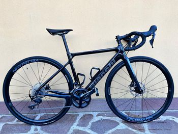 Bianchi 2019 lucca flat bar road bike sale