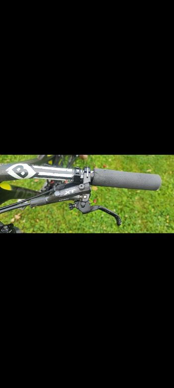 Used Devinci Troy Carbon SLX / XT 2017 2017 Mountainbike, Black, 27.5 — image 12 of 12