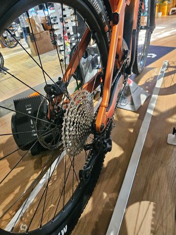Used Scott Strike eRIDE 910 EVO 2023 2023 Mountainbike, Orange, 29 — image 5 of 5