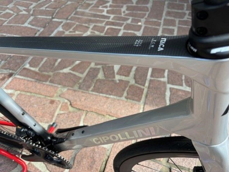 Used Cipollini ITACA ultegra di2 2025 Road & Gravel, Black — image 2 of 9