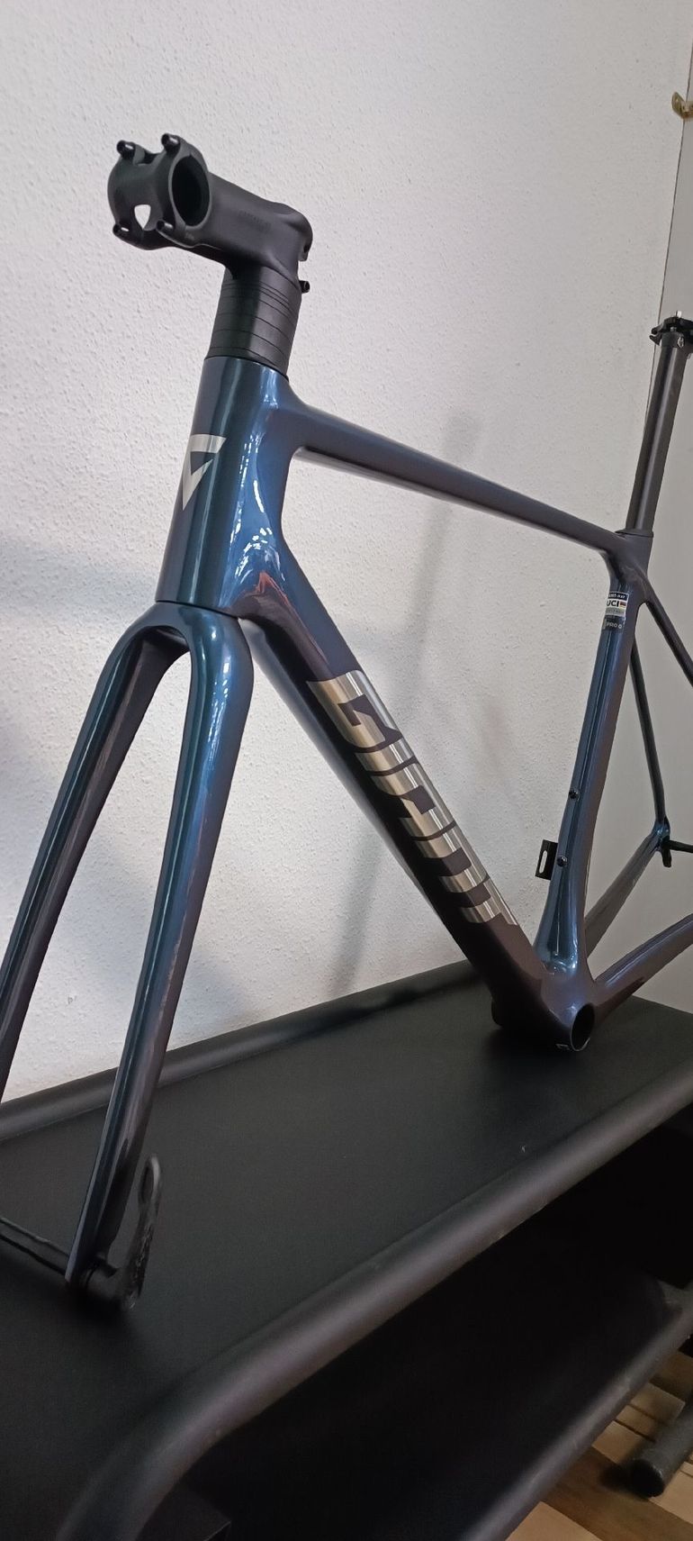 Giant TCR ADVANCED PRO DISC 0 DI2 used in MD buycycle