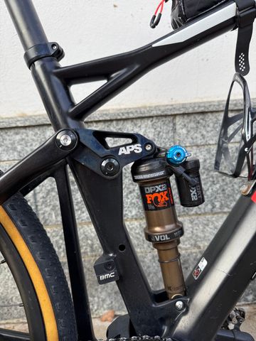 Używany BMC Fourstroke 01 ONE 2018 2018 Mountainbike — zdjęcie 2 z 8