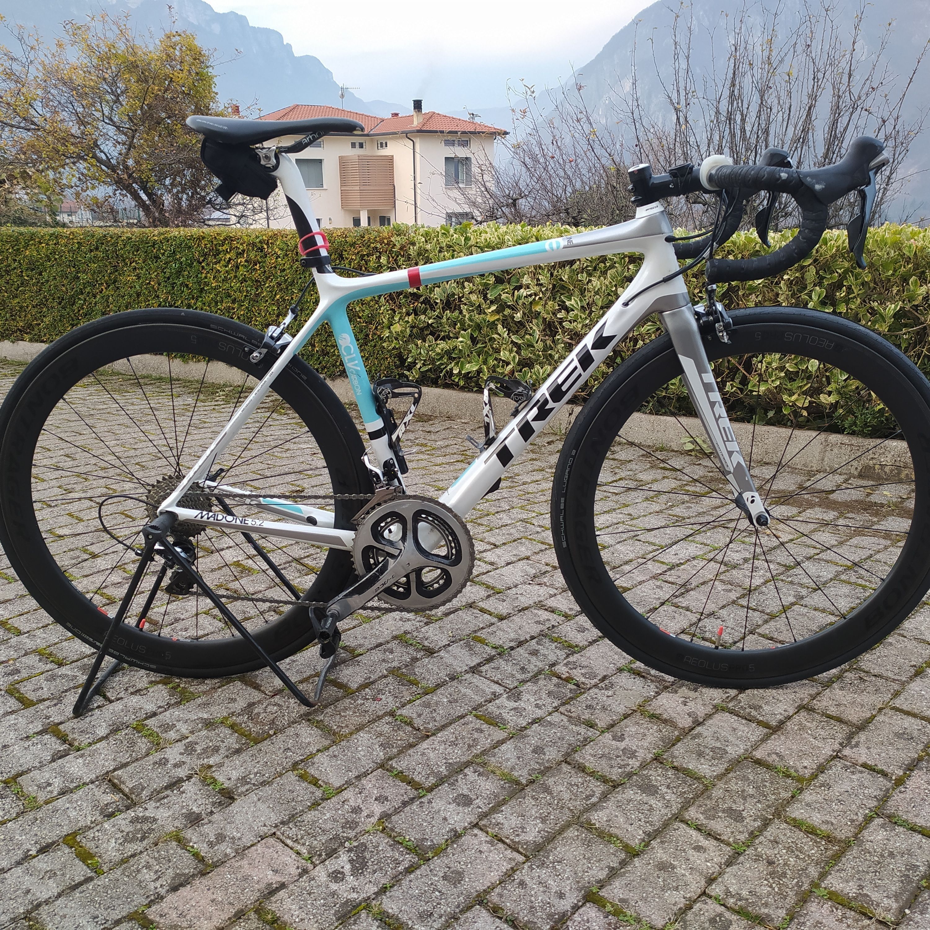 Trek Madone 5.2 H2 Triple E used in 54 cm buycycle