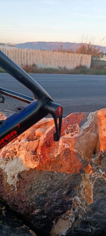 Used Specialized S-Works Roubaix – Team Frameset 2018 Road & Gravel, Blue — image 12 of 19