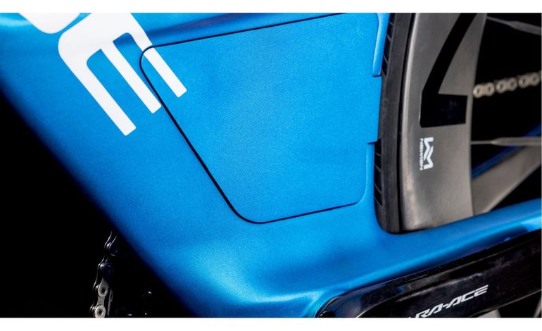 Used CUBE C68X SLT 2025 Road & Gravel, Blue — image 3 of 3