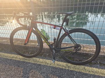 Specialized Tarmac Expert 2017 2017 Road & Gravel usato