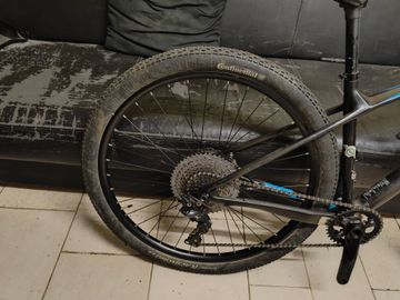 Tweedehands Focus RAVEN 8.6 2020 2020 Mountainbike — afbeelding 3 van 12