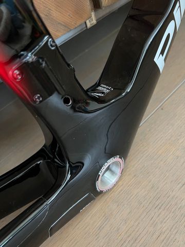Used Pinarello NEW! Pinarello Dogma F Disc/Carbon/Size 51/Frameset/Rahmenset Frameset 2024 Road & Gravel, Black — image 6 of 11