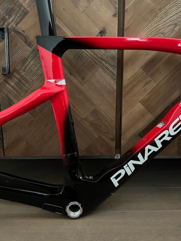 Used Pinarello NEW! Pinarello Dogma F Disc/Carbon/Size 51/Frameset/Rahmenset Frameset 2024 Road & Gravel, Black — image 3 of 11