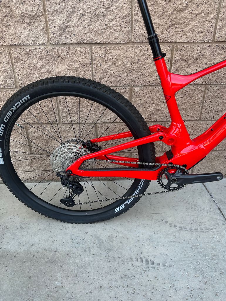 Used Scott Spark 960 2023 2023 Mountainbike, Red, 29 — image 4 of 15