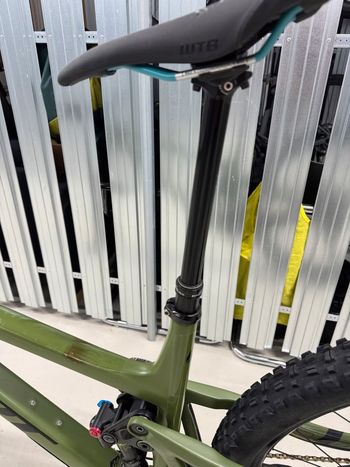 Used Pivot Switchblade Race XT 2021 2021 Mountainbike, Green, 29 — image 4 of 20