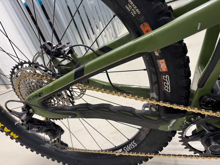Used Pivot Switchblade Race XT 2021 2021 Mountainbike, Green, 29 — image 10 of 20