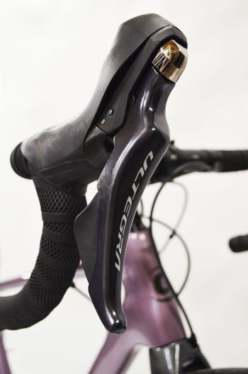 Used Cannondale Synapse Carbon Women's Ultegra 2022 Road & Gravel, Violett — image 2 of 7