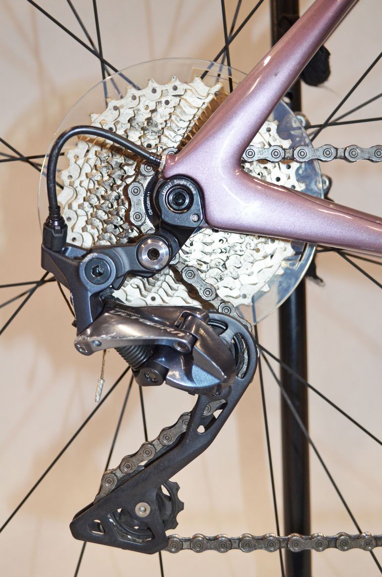 Used Cannondale Synapse Carbon Women's Ultegra 2022 Road & Gravel, Violett — image 4 of 7