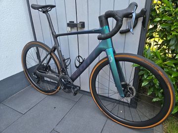 Used Scott Addict eRIDE Ultimate 2022 2022 Road & Gravel, Black — image 15 of 42
