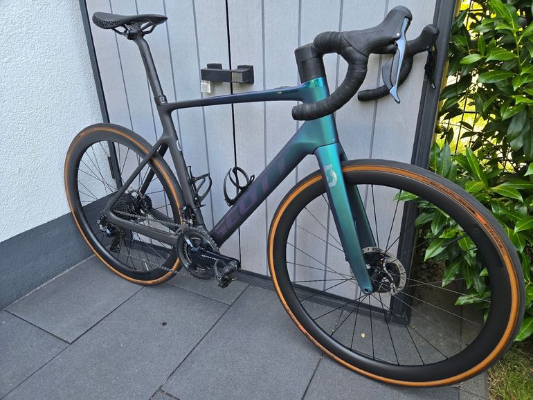 Mountain Bike Scott Addict Eride Premium Bike Scott Addict ERide 20 E-bike  Review Cycling Electric