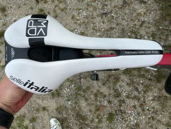 Used Canyon Aeroad CFR Disc MvdP 2023 Road & Gravel, Rot — image 7 of 8