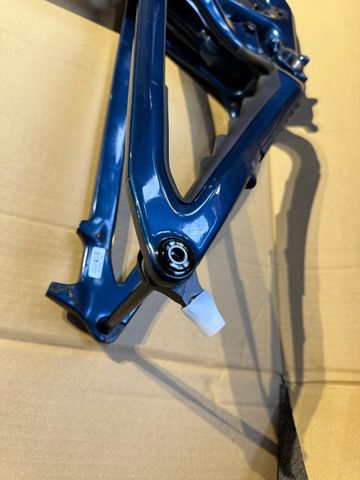 Used Yeti SB160 T/Series Frameset 2023 2023 Mountainbike, Black, 29 — image 43 of 50