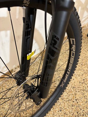 Gebrauchtes Mondraker RAZE R 2023 2023 Mountainbike, Rot, 29 — Bild 5 von 6