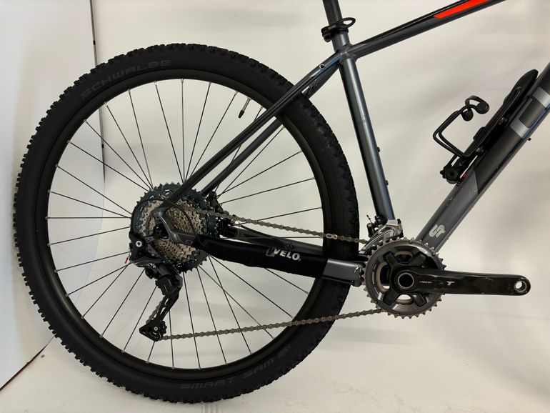 Gebrauchtes CUBE ATTENTION 2016 Mountainbike, Hellgrau — Bild 2 von 7