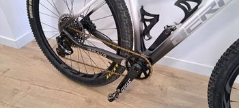 Used Berria BRAVO BR 8 2019 Mountainbike, Weiß, 29 — image 4 of 8