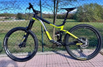 Used Giant Reign 2 2017 2017 Mountainbike, Negro — image 3 of 6