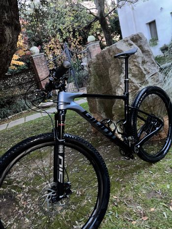 Used Giant xtc 2023 Mountainbike, Black — image 6 of 9