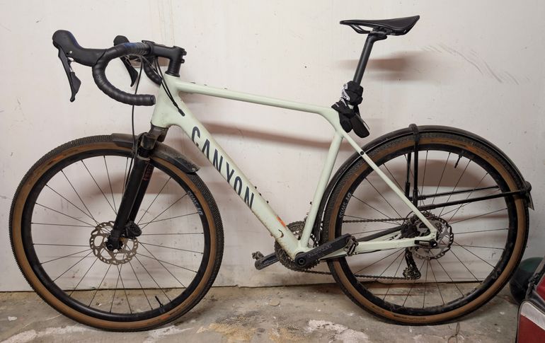 Used Canyon Grizl 7 Suspension 2023 2023 Road & Gravel, Green — image 1 of 3