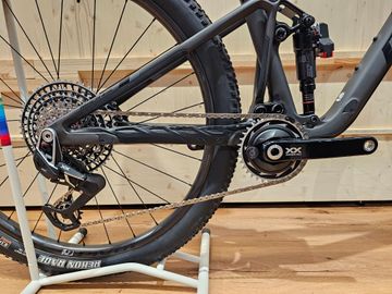 Gebrauchtes Pivot Mach 4 SRAM XX1 Eagle AXS 2024 Mountainbike, Schwarz — Bild 3 von 7