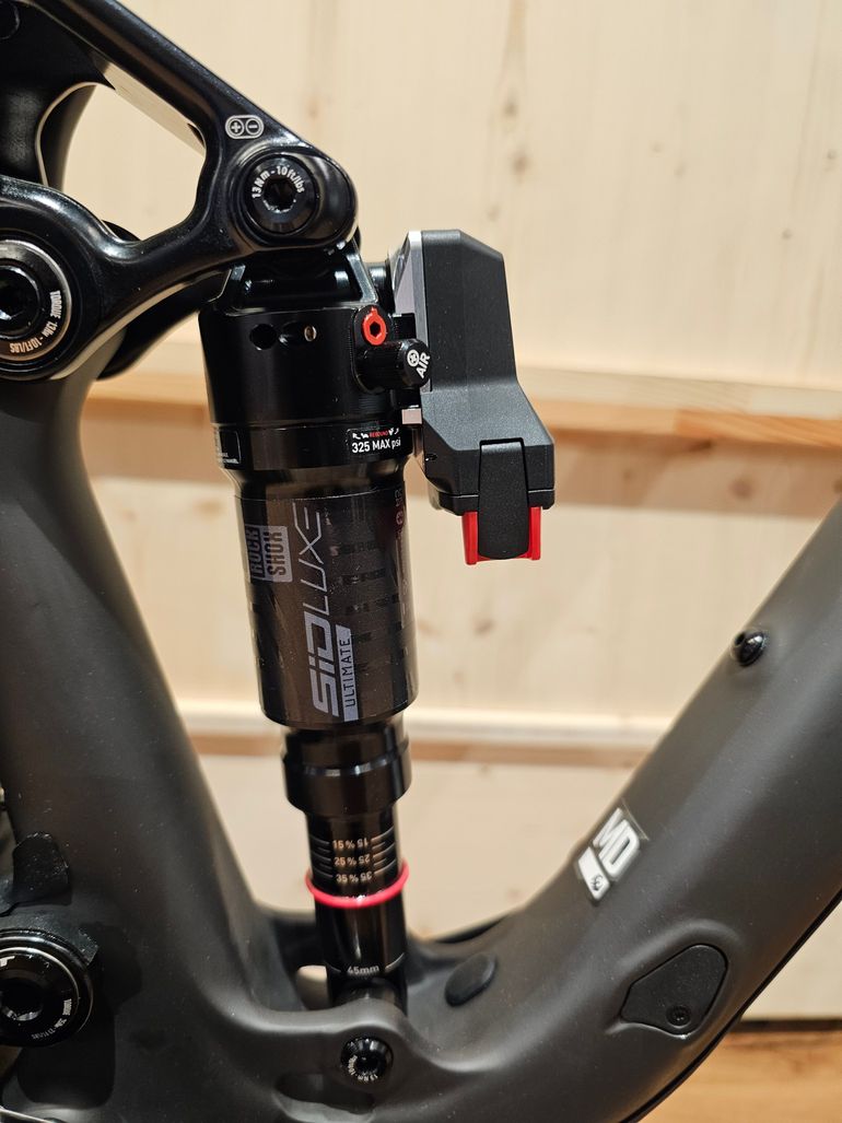Brugt Pivot Mach 4 SRAM XX1 Eagle AXS 2024 Mountainbike — billede 6 af 7
