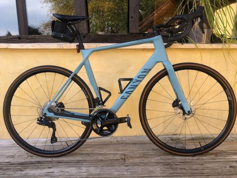 Used Canyon Endurace CF SLX 7 Di2 2023 2023 Road & Gravel, Blue — image 1 of 3