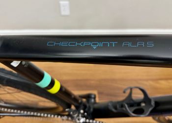 Used Trek Checkpoint ALR 5 2021 2021 Road & Gravel, Black — image 5 of 11