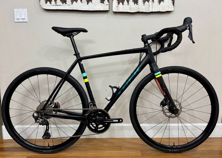 Used Trek Checkpoint ALR 5 2021 2021 Road & Gravel, Black — image 1 of 11