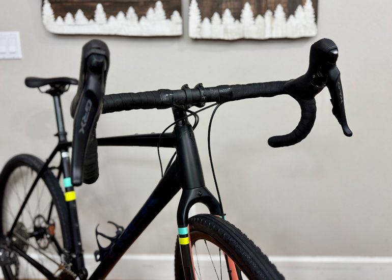 Used Trek Checkpoint ALR 5 2021 2021 Road & Gravel, Black — image 6 of 11