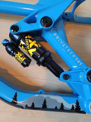 Used Privateer 141 Frameset 2023 2023 Mountainbike, Blu — image 3 of 11