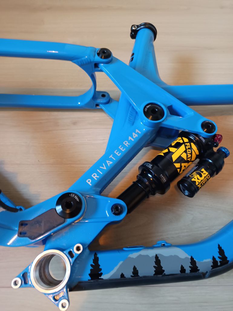 Used Privateer 141 Frameset 2023 2023 Mountainbike, Blu — image 11 of 11