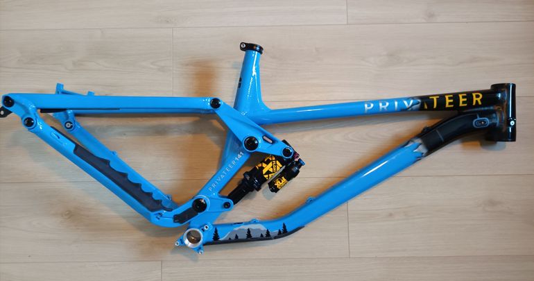Used Privateer 141 Frameset 2023 2023 Mountainbike, Blu — image 6 of 11