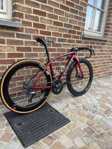 Brugt Trek Émonda SLR 7 2023 2023 Road & Gravel — billede 2 af 3