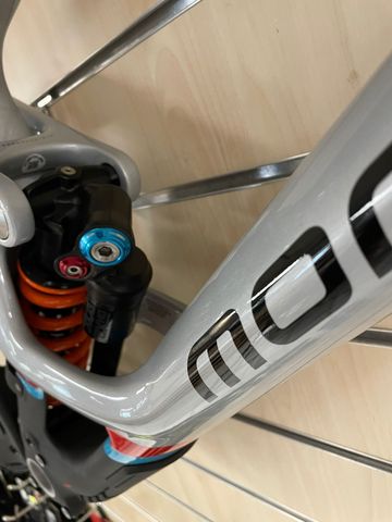 Mondraker SUMMUM CARBON RR 2022 Frameset 2022 Mountainbike usato, Nero — immagine 3 di 5