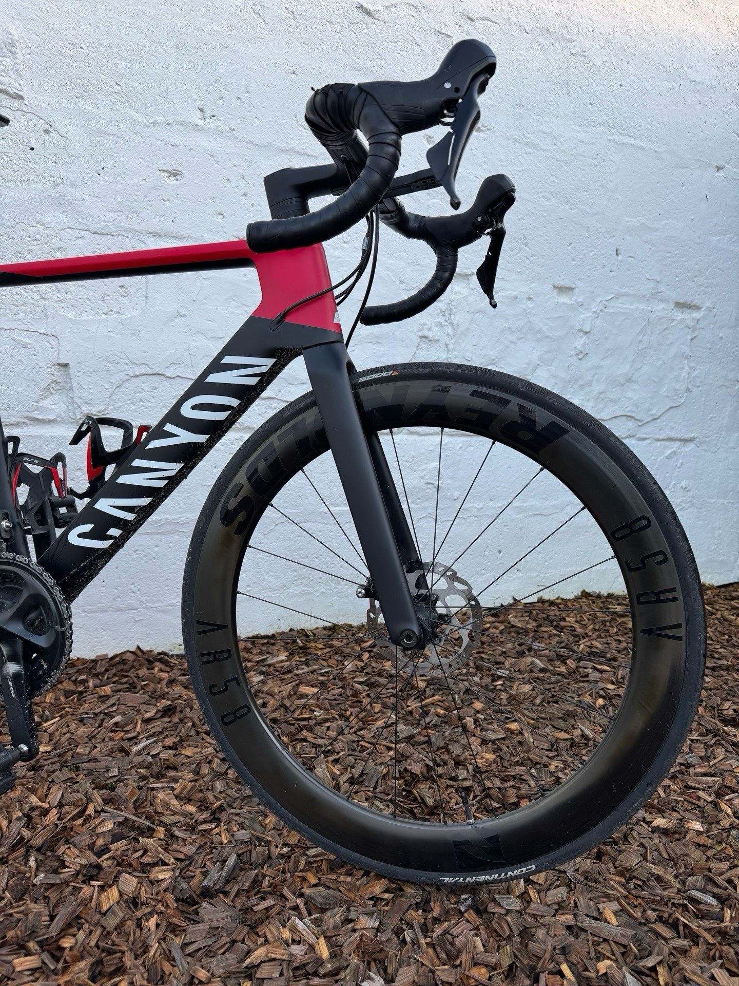 Canyon Aeroad CF SL 7 Disc used in M buycycle