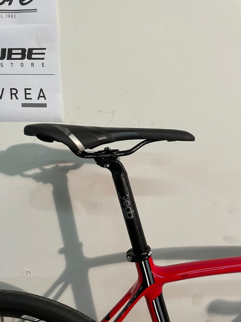 Used Olmo Veloce zerotre 2018 Road & Gravel, Rot — image 7 of 10