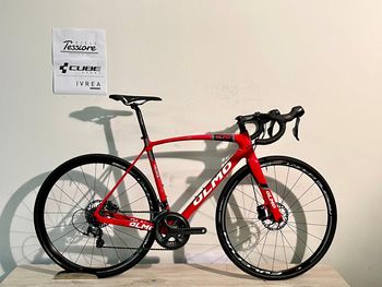 Used Olmo Veloce zerotre 2018 Road & Gravel, Rot — image 1 of 10