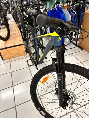 Used Merida BIG.NINE 3000 2024 2024 Mountainbike, Black, 29 — image 3 of 3