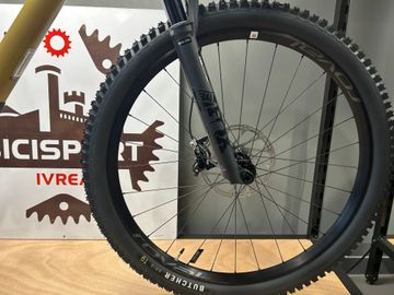 Specialized Stumpjumper Expert T-Type 2023 2023 Mountainbike usato, Arancione — immagine 5 di 8